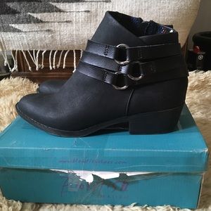 Blowfish strappy ankle booties